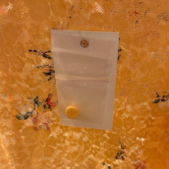 Anthropologie Elodie Peach Floral Lace Blouse NWOT! - Picture 10 of 10